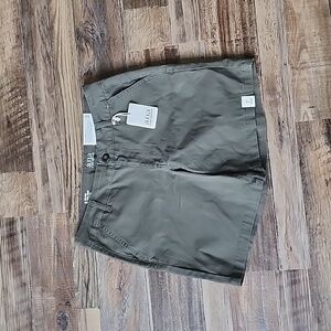 NWT a.n.a Mid-Rise Twill Shorts Sz 6